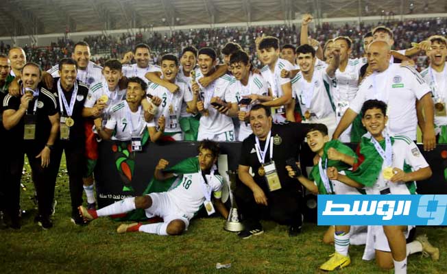 منتخب الجزائر يفوز على المغرب بركلات الترجيح ويتوج بلقب كأس العرب لكرة القدم للناشئين تحت 17 عاما. (الإنترنت)