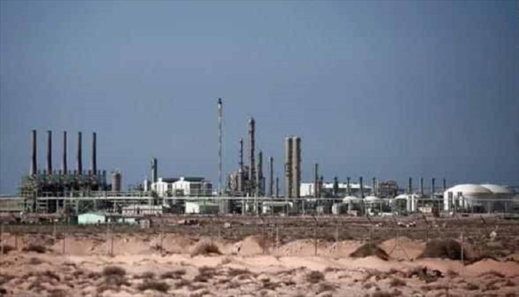 ليبيا تصدِّر 3 شحنات نفط ومكثفات من ميناء مليتة