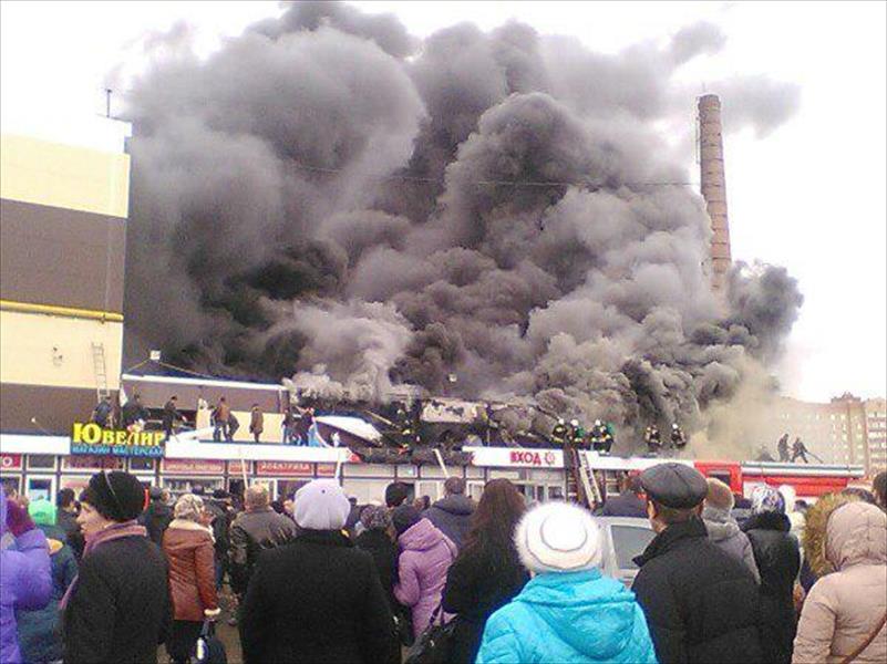 مقتل وإصابة 60 في حريق بمركز تجاري بروسيا