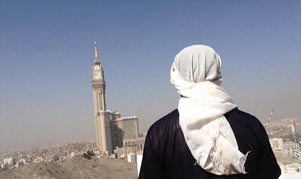 بالفيديو: مجهول يبايع «داعش» في الحرم المكي