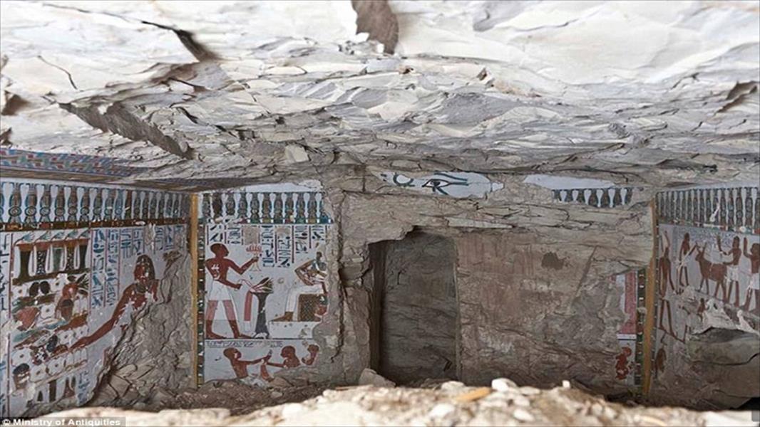 بالصور: اكتشاف مقبرتين لحارس معبد آمون