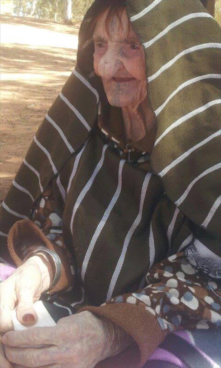 حقائق لا تعرفها عن أم المير الليبية أكبر إنسان على وجه الأرض (صور)
