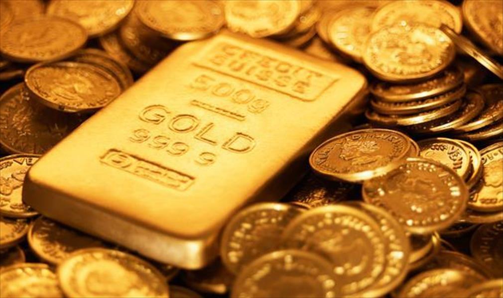 الذهب قرب أعلى مستوى في أسبوعين ويتجه لأكبر مكسب أسبوعي منذ يناير