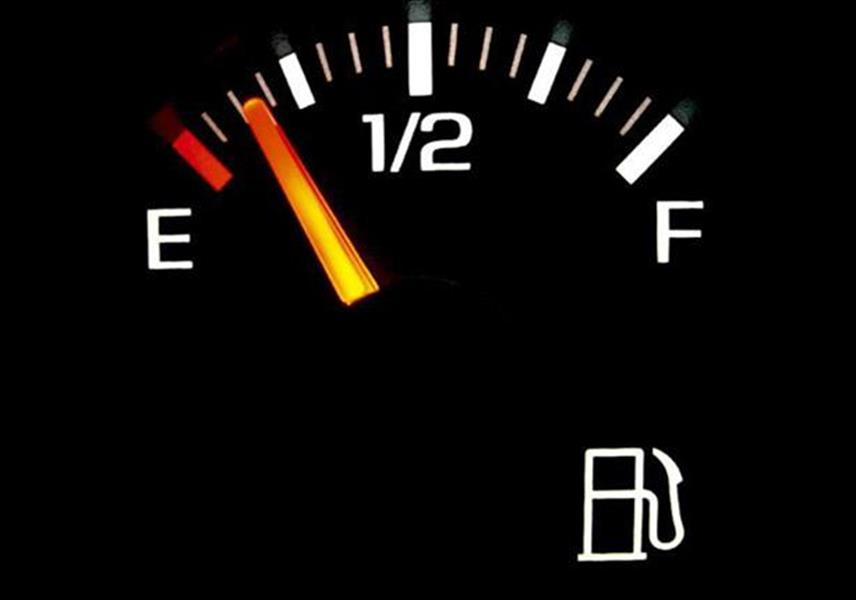 احذر ملء خزان الوقود في سيارتك