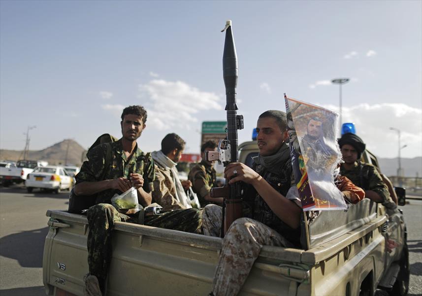 الحوثيون يقتربون من معقل الرئيس اليمني