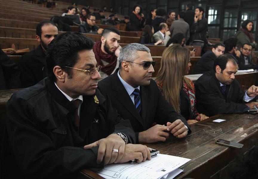 مصر: إرجاء محاكمة صحفيين بالجزيرة إلى 22 أبريل