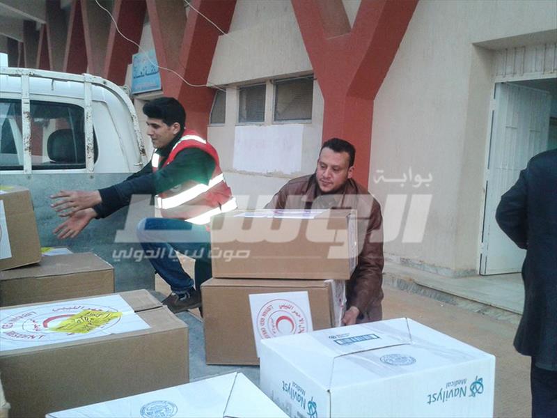 «الهلال الأحمر» في شحات يتسلم مساعدات طبية مرسلة من طرابلس إلى بنغازي