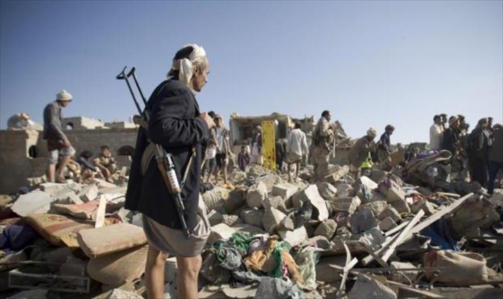 الصليب الأحمر يطالب الأطراف في اليمن الالتزام بقوانين الحرب