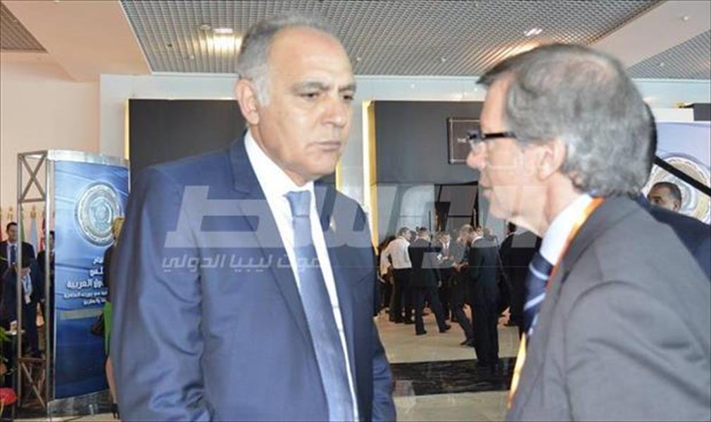 بالصور: وزير خارجية المغرب وليون يبحثان تطورات الوضع في ليبيا