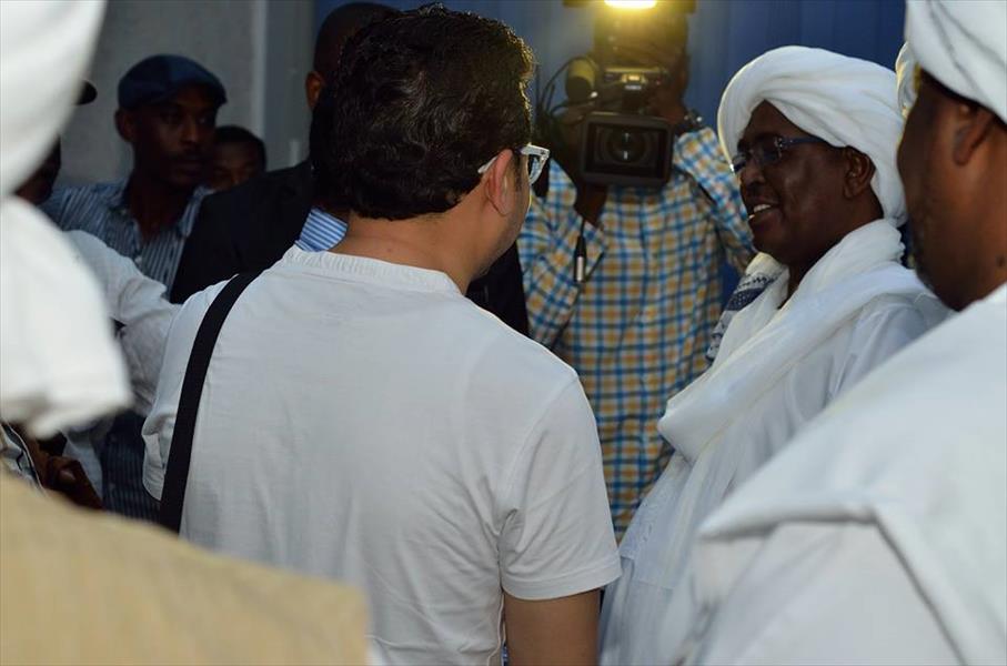 إيهاب توفيق وعمرو رمزي في السودان من أجل «أبناء النيل»