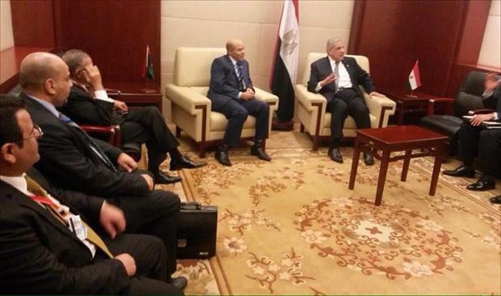 مصر تقترح تنظيم مؤتمر اقتصادي لبحث إعمار ليبيا