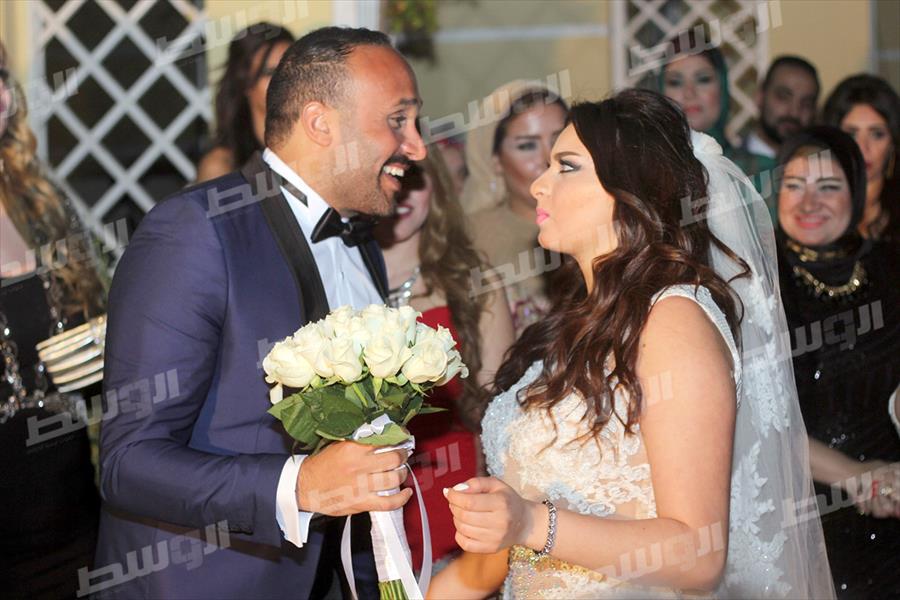 بالصور: رامي صبري يحيي حفل زفاف صديقه