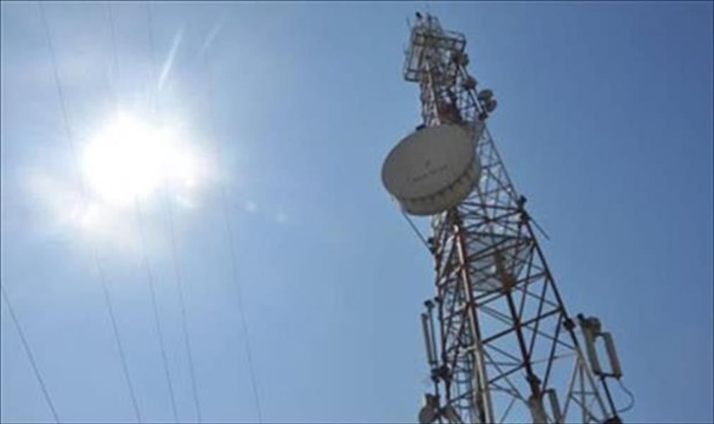 توقف خدمات الاتصالات والإنترنت في العزيزية