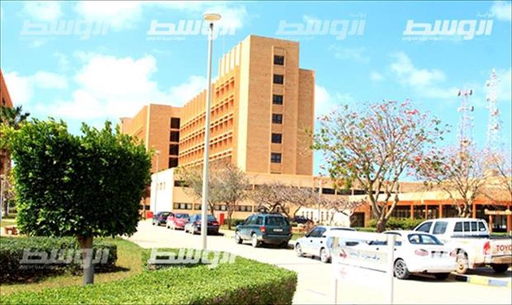 سقوط قذيفة هاون على البرج الثاني بمركز بنغازي الطبي