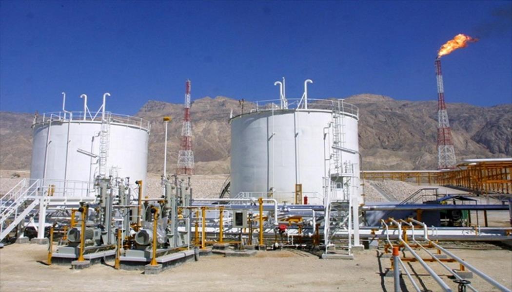 النفط يهبط 6 % مع زيادة المخزونات الأميركية وإنتاج السعودية