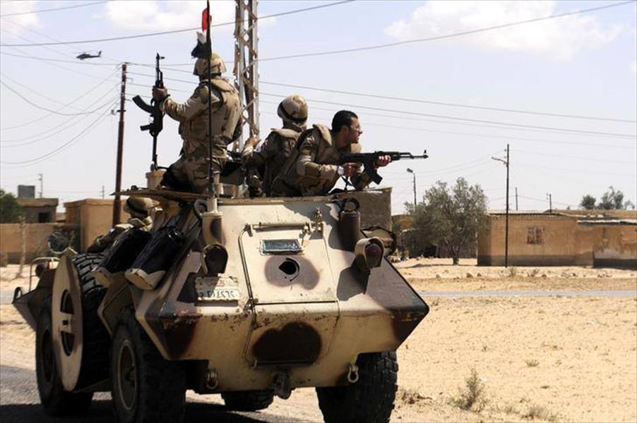 مقتل وإصابة 8 جنود في استهداف مدرعة بسيناء