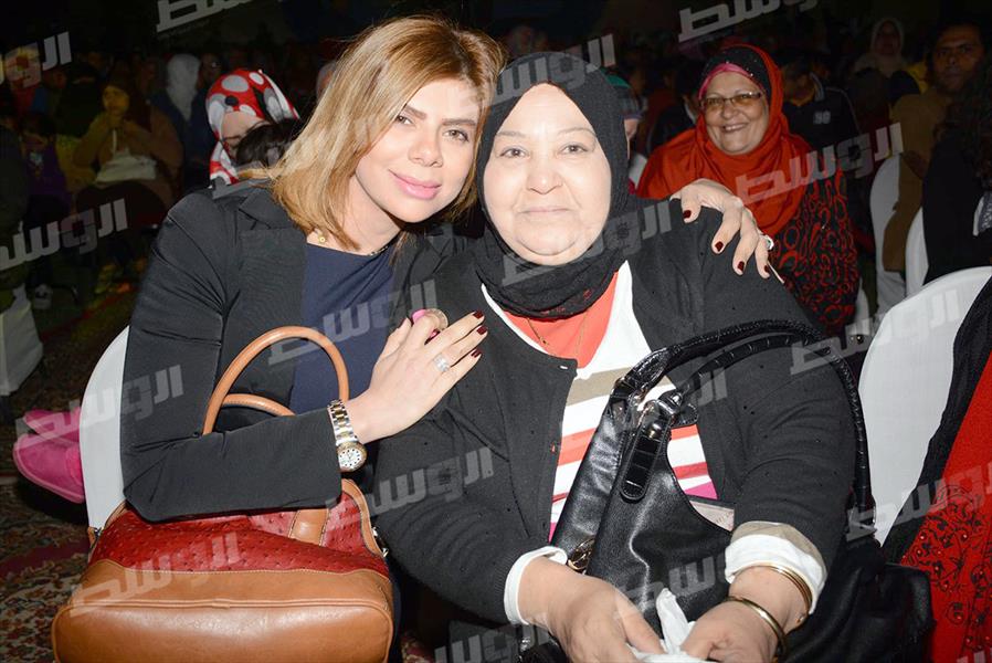 بالصور: أميرة فتحي وسيدات المجتمع في حفل صوفي