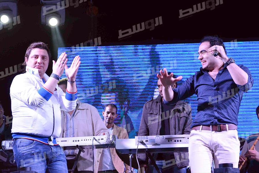 بالصور: الجمهور يتفاعل مع كريم محسن في حفل شم النسيم