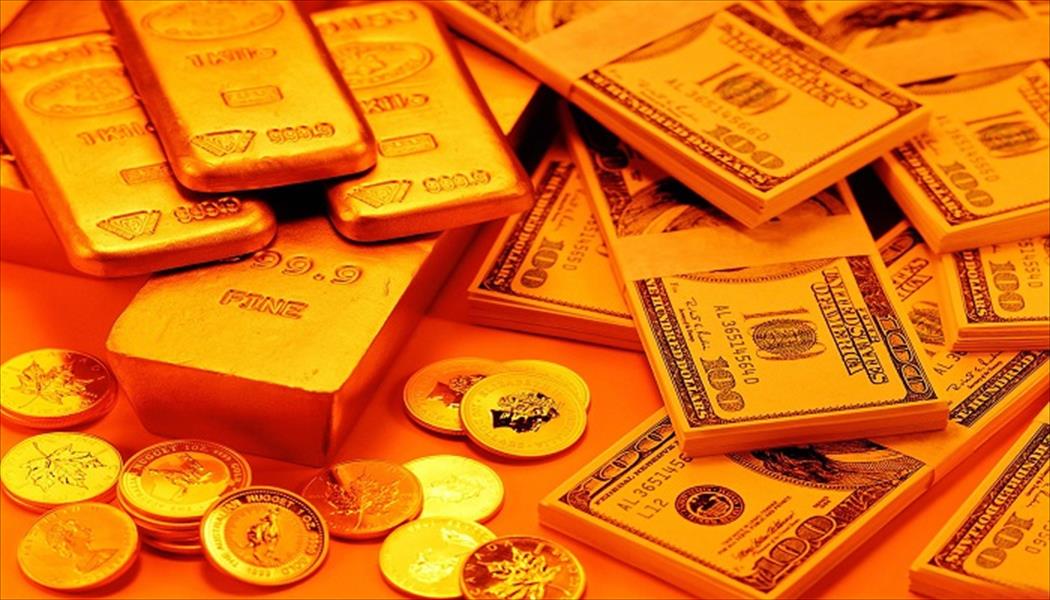 الذهب يقلِّص خسارته مع تراجع الدولار