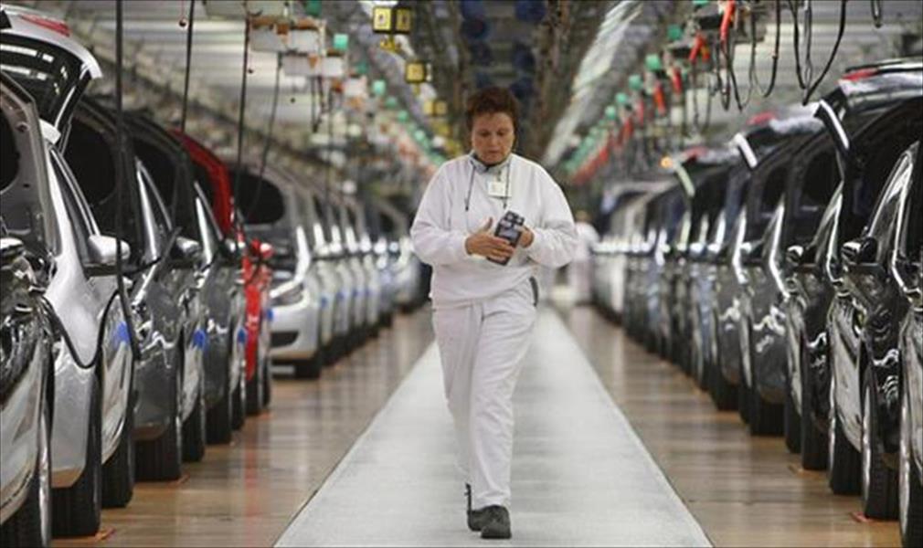 شركات السيارات العالمية تواصل رهانها على الصين رغم تباطؤ الاقتصاد