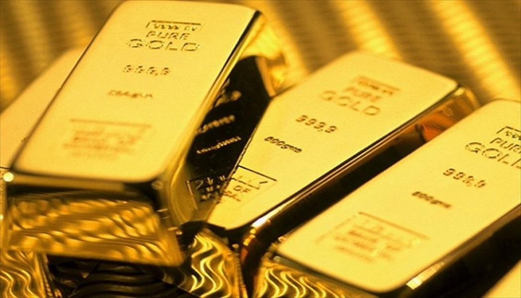 الذهب يتراجع دون 1200 دولار مع صعود الدولار والأسهم
