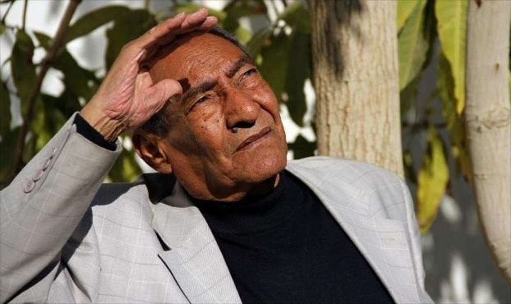 وفاة الشاعر المصري الكبير عبد الرحمن الأبنودي