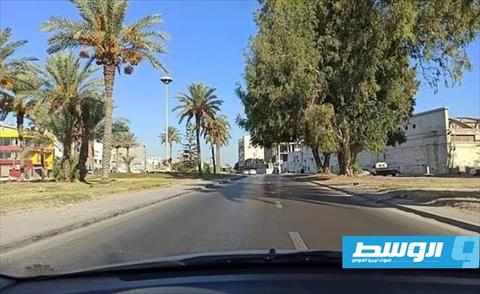 بالصور: شوارع طرابلس خالية في ثاني أيام حظر التجول