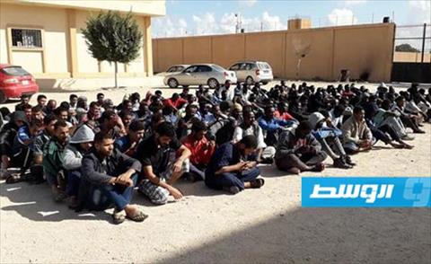 ضبط 386 مهاجرا من 6 جنسيات في بنغازي