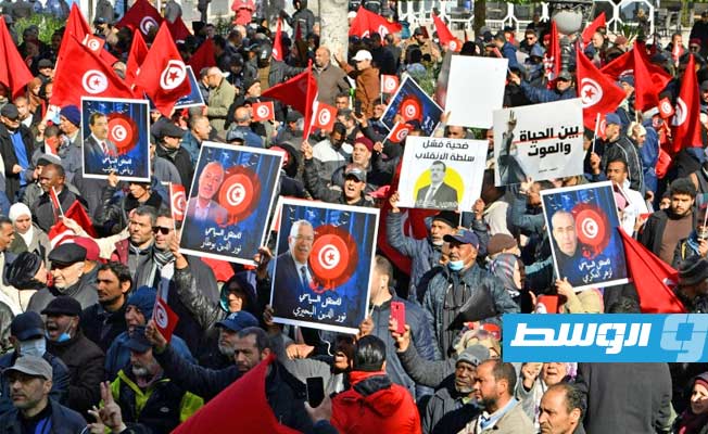 تونس.. ثلاثة موقوفين من حزب النهضة يخوضون إضرابا عن الطعام