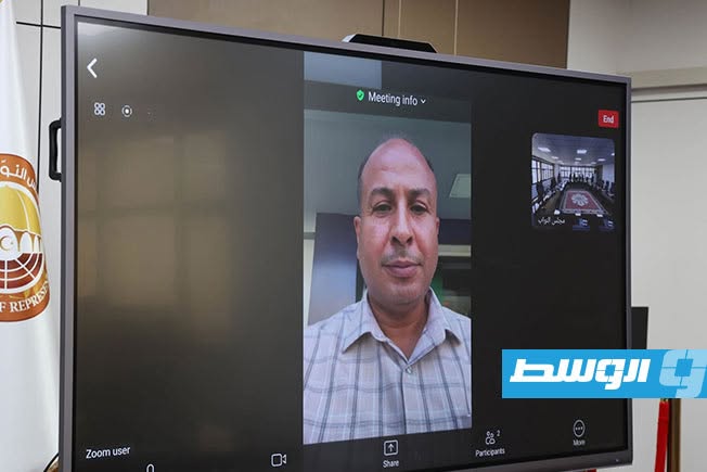 Douma Holds a Meeting with a Number of Experts to Review and Evaluate Financial and Tax Laws