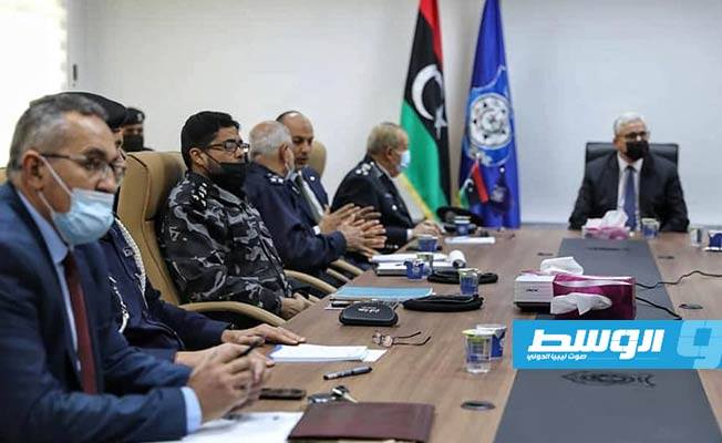 اجتماع باشاغا ومسؤولي وزارة الداخلية في طرابلس مع ممثلي شركة «إيديميا» الفرنسية. (وزارة الداخلية)