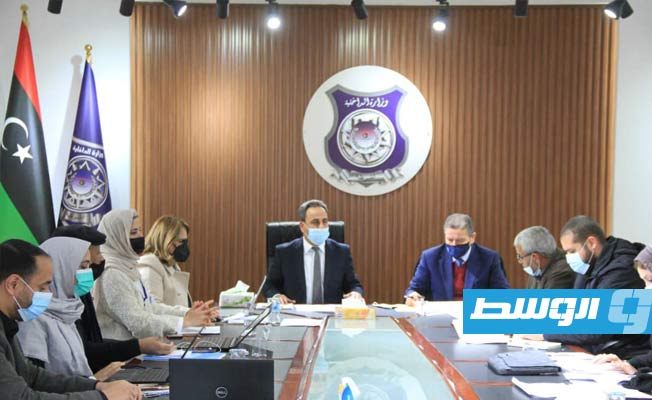 وزارتا الداخلية والعدل تراجعان مصفوفة العمل المشتركة لدعم وتطوير عدالة الأحداث