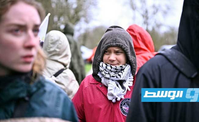 غريتا ثونبرغ تنضم إلى محتجين رافضين لشق طريق سريع في فرنسا