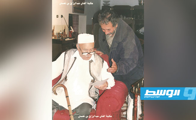 الفنان عبد الرزاق بن نعسان مع احد المخرجين العرب