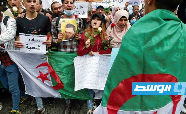 المعارض الجزائري فتحي غراس يغادر السجن بعد تخفيف عقوبته