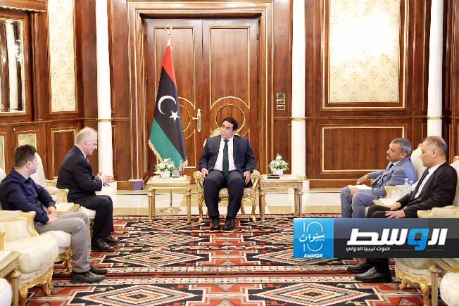 المنفي يبحث تعزيز العلاقات الثنائية بين ليبيا واليونان