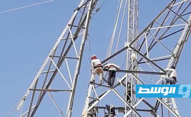 «الكهرباء»: تواصل العمل في مشروع خط «الرويس - أبوعرقوب»