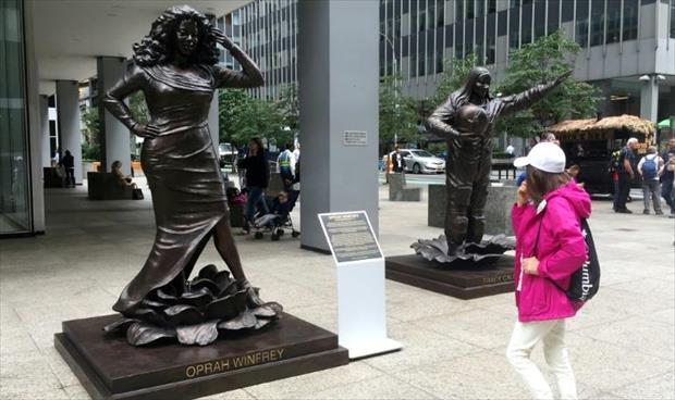 فنانان أستراليان يدشنان 10 تماثيل لنساء في نيويورك