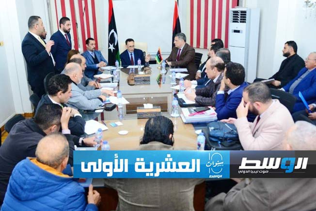 من اجتماع الحويج مع ممثلي شركات مصرية في مقر السفارة الليبية بالقاهرة (وزارة الاقتصاد في حكومة الدبيبة)