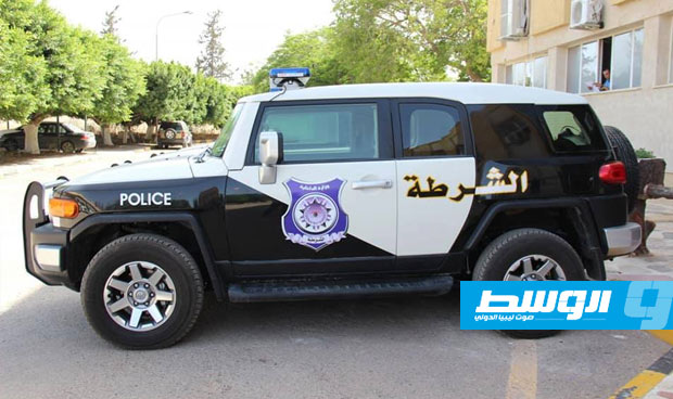 «داخلية الوفاق» تسلم مركبات جديدة لقسم المرور بمديرية أمن طرابلس