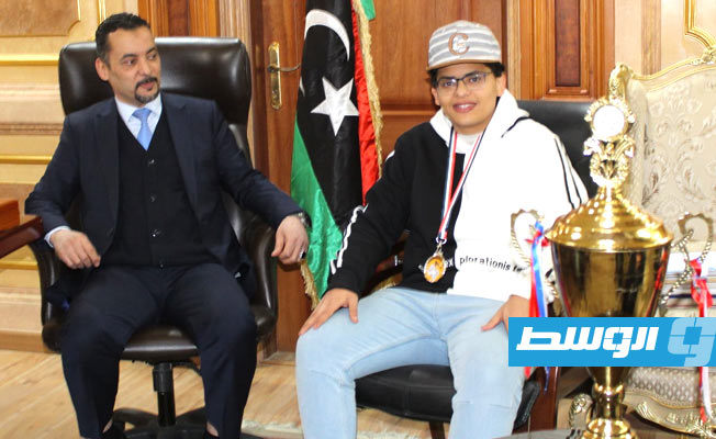 السفير مصباح ويوسف الحصادي. (الصفحة الرسمية للسفارة الليبية في القاهرة عبر فيسبوك).