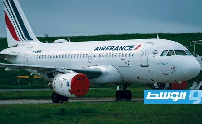 شركات الطيران توقظ طائراتها التجارية بعد سبات «كوفيد-19»