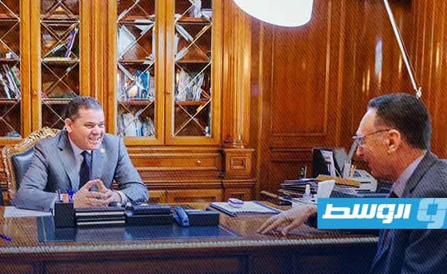 لقاء الحويج والدبيبة بديوان رئاسة الوزراء في طرابلس، الأحد 24 أبريل 2022. (وزارة الاقتصاد والتجارة)
