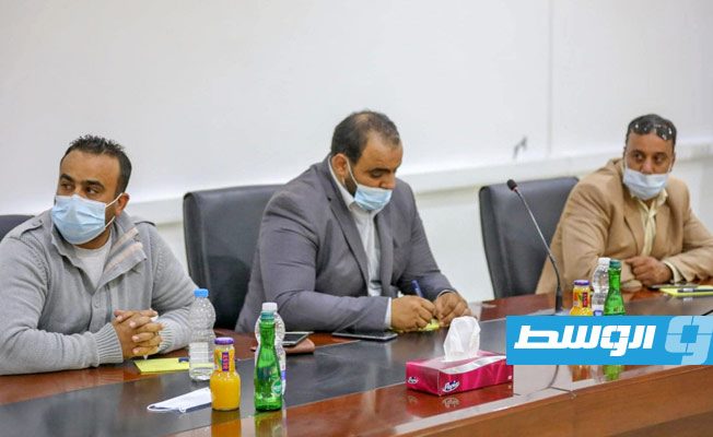 جانب من اجتماع وزير الداخلية المفوض فتحي باشاغا، مع وفد من مكونات الأمازيغ, طرابلس, 1 نوفمبر 2020. (داخلية الوفاق)