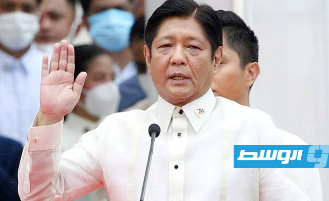 الفلبين تستدعي السفير الصيني احتجاجا على إطلاق خراطيم مياه على زوارقها