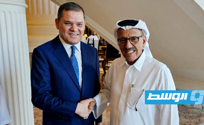 الدبيبة ورجل الأعمال الإماراتي خلف الحبتور خلال لقاء في دبي، 13 فبراير 2024. (حساب الحبتور عبر منصة إكس)