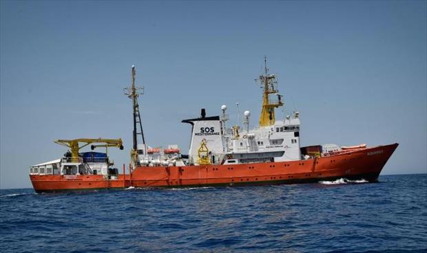 إيطاليا تصر على منع سفن تنقذ مهاجرين من الرسو في موانئها