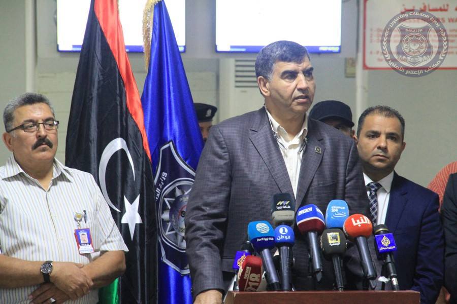 وزير داخلية الوفاق: مطار معيتيقة يعود للخدمة خلال أيام .. والأمن المركزي يتولى التأمين