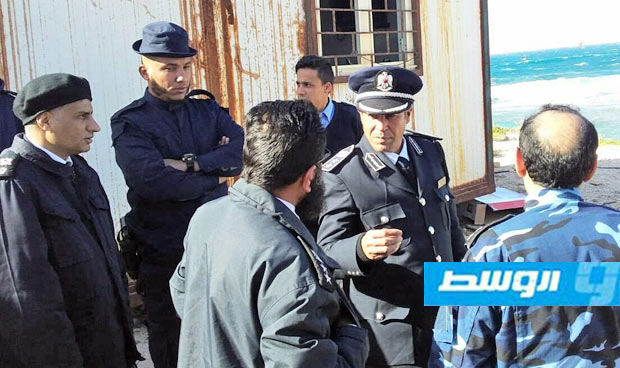 مدير أمن السواحل بـ«داخلية الوفاق» يتفقد النقاط البحرية حتى الحدود مع مصر