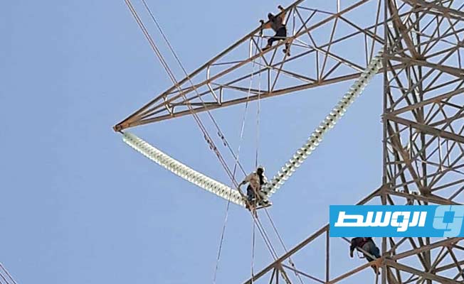 شركة الكهرباء: صيانة دوائر «السلوم - طبرق» لتحسين أداء عمل الشبكة